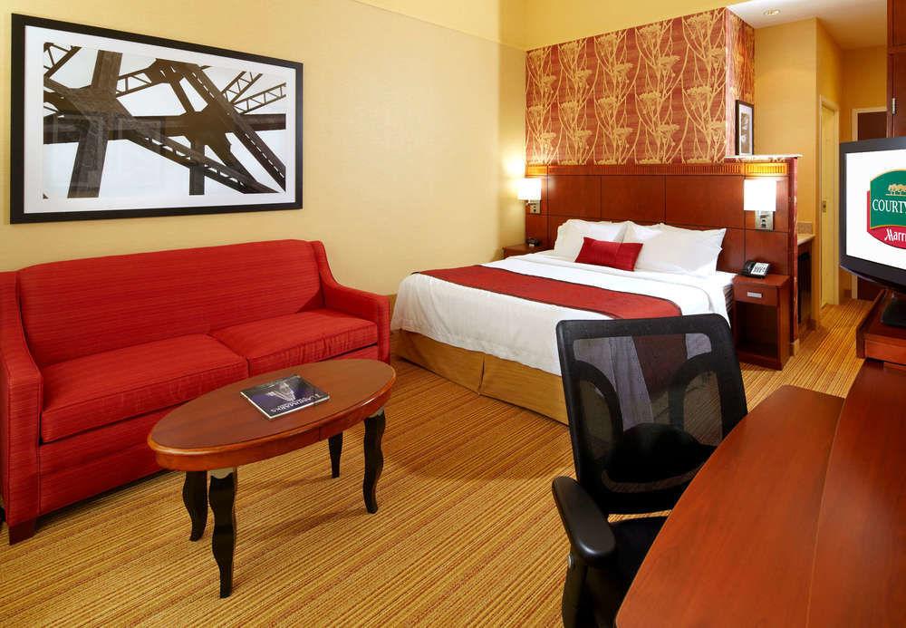 Hotel Courtyard By Marriott Pittsburgh Downtown Exterior foto
