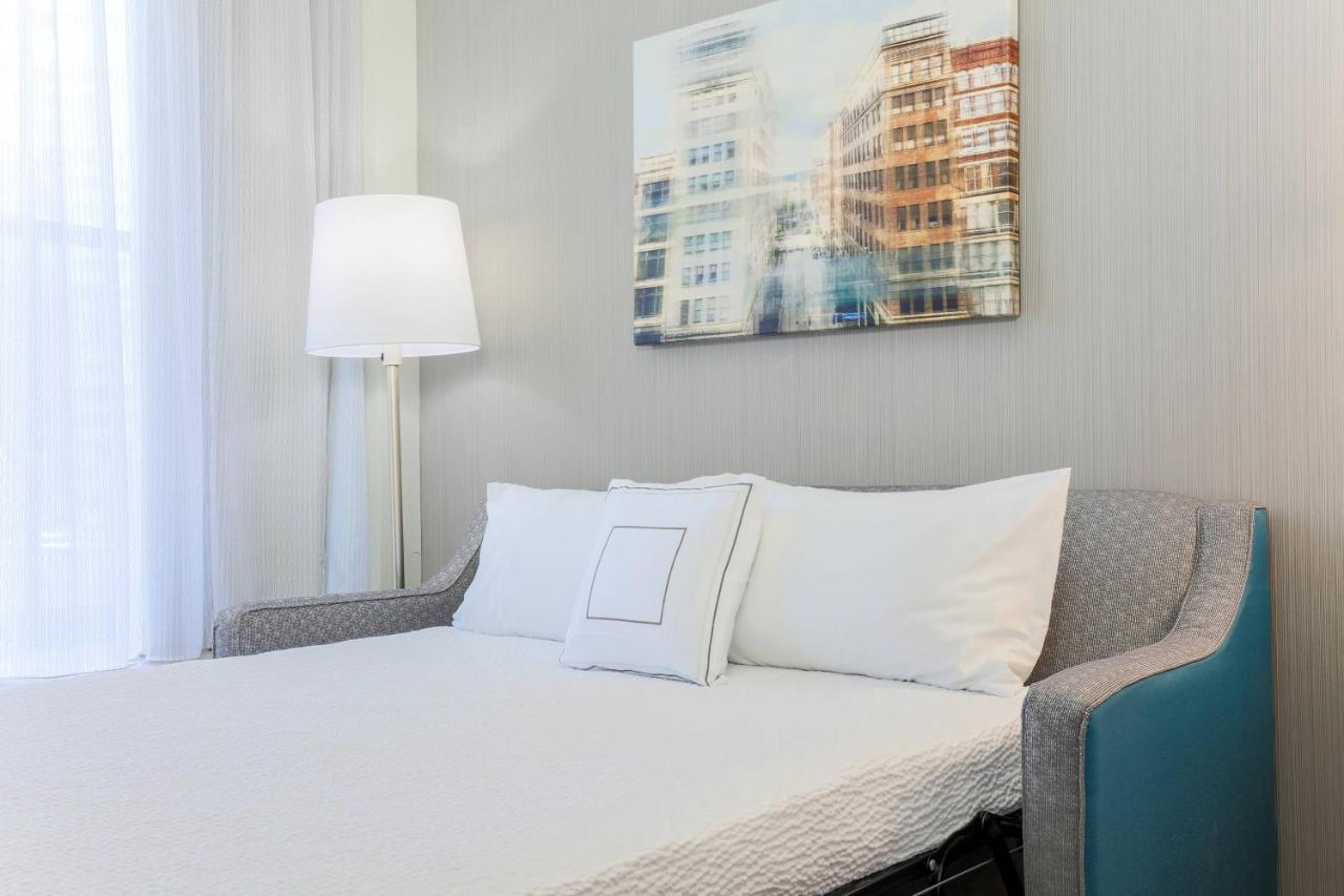 Hotel Courtyard By Marriott Pittsburgh Downtown Exterior foto