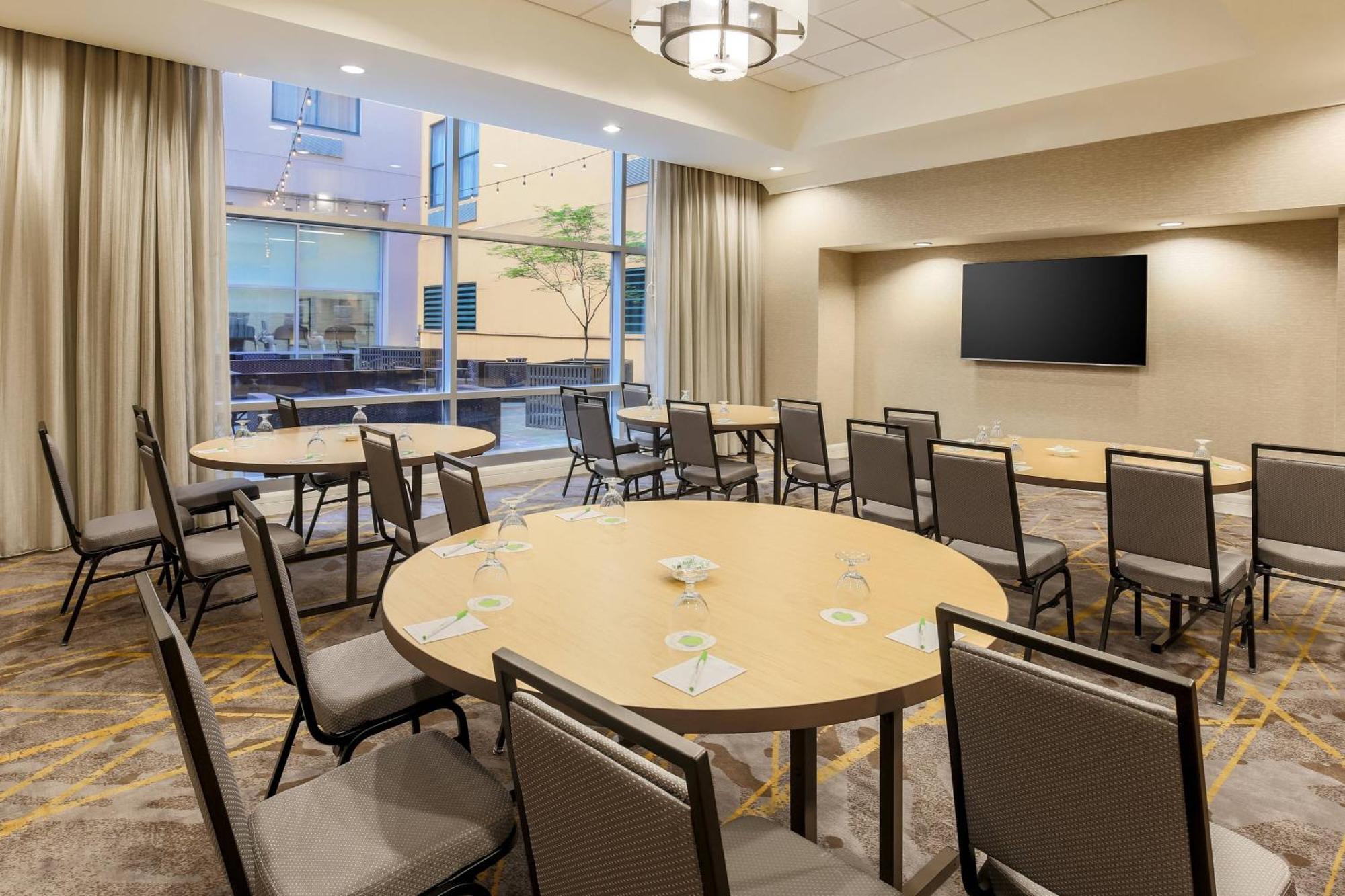 Hotel Courtyard By Marriott Pittsburgh Downtown Exterior foto