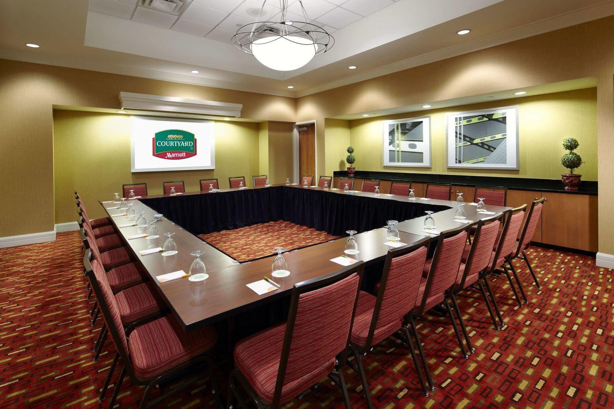 Hotel Courtyard By Marriott Pittsburgh Downtown Exterior foto
